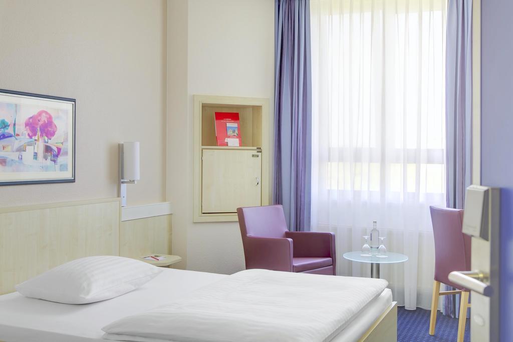 Rugs Hotel Augsburg City Eksteriør billede